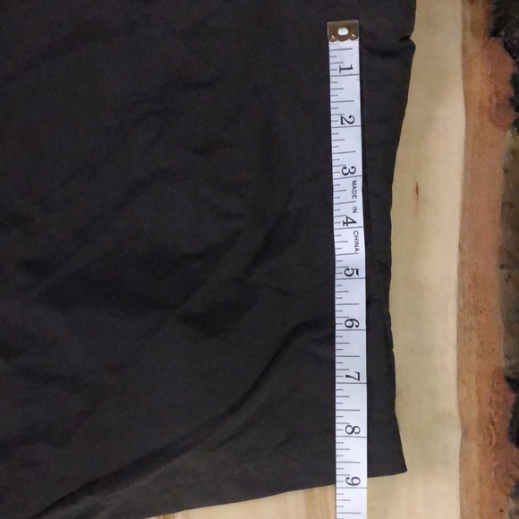 Cabela’s Nylon Cargo Hiking Shorts, size 38 - Picture 9 of 9